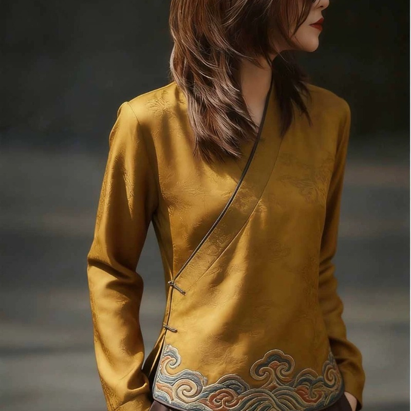 Chinese Style Women's Blouses  – Vintage Collectible Buttons Bewertung und Preis